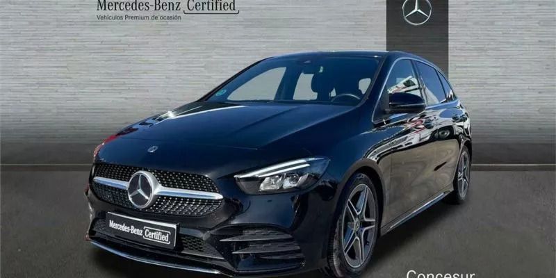 Negro Usado 2023 Mercedes B180 Monovolumen | 29.900 € (Precio justo) - Imagen 1/4