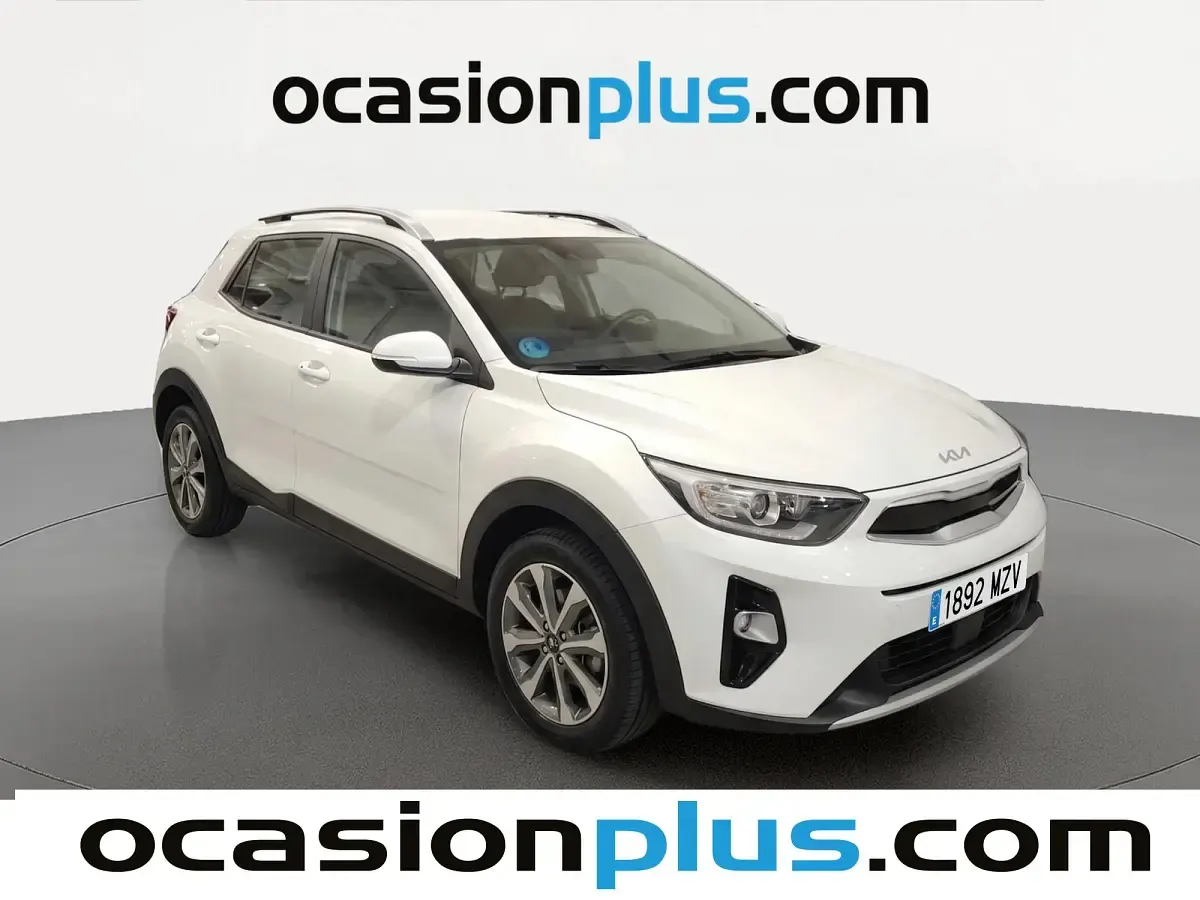 Usado Kia Stonic 101 CV (74 kW) 2025 Blanco SUV