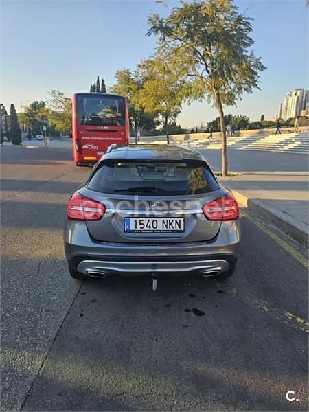 Usado Mercedes GLA200 Urban 156 CV (114 kW) 2015 Gris / plata SUV
