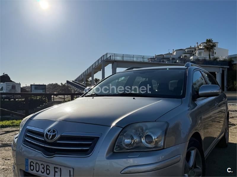 Usado Toyota Avensis Executive 177 CV (130 kW) 2007 Gris / plata Berlina