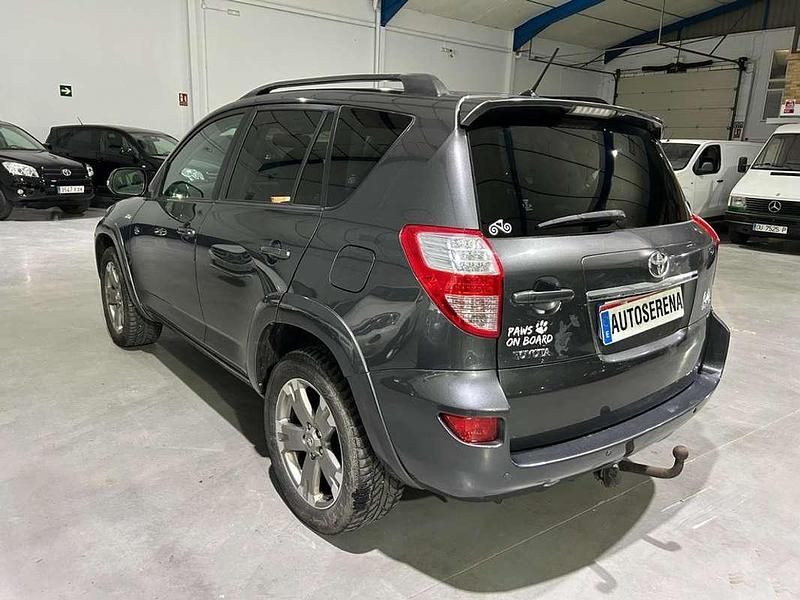 Usado Toyota RAV4 Executive 150 CV (110 kW) 2010 Gris SUV