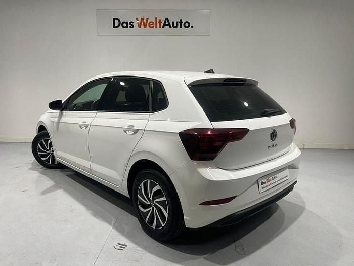 Blanco Usado 2023 VW Polo Life | 22.800 € (Un poco caro) - Imagen 1/4