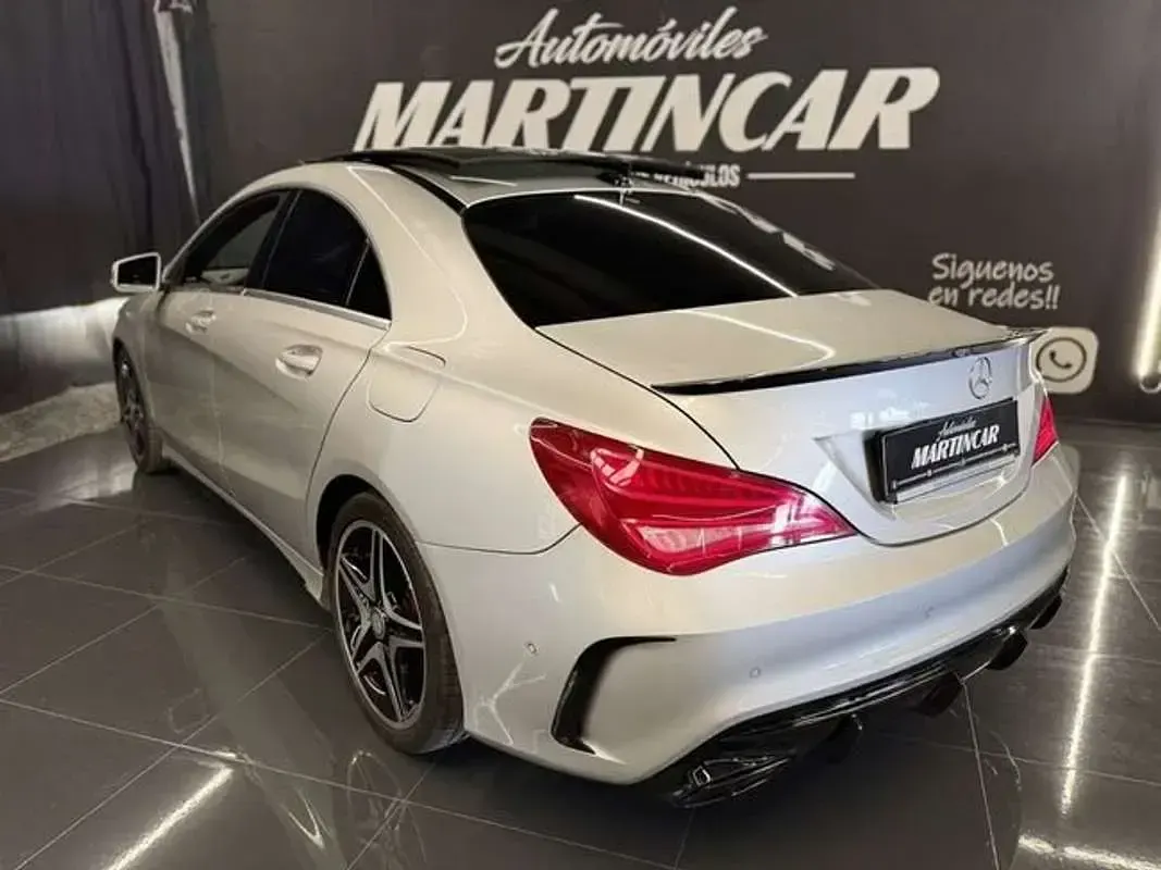 Usado Mercedes C220 AMG line 155 CV (114 kW) 2013 Gris Coupe