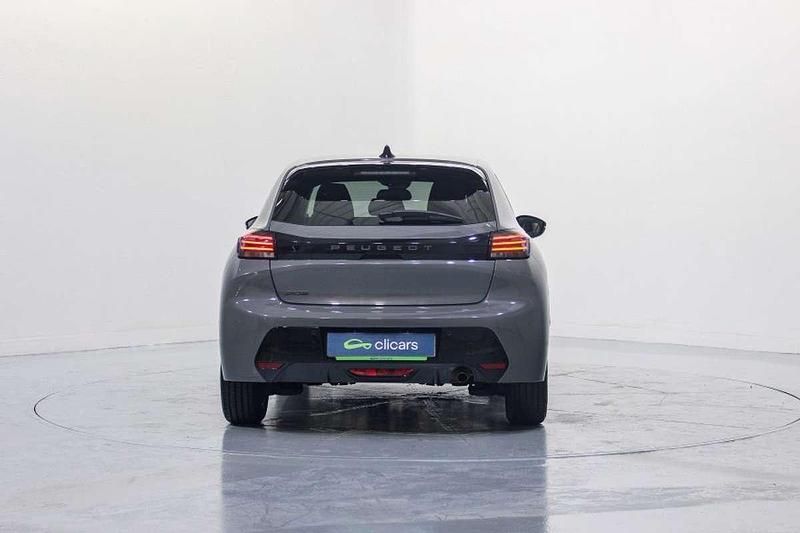 Usado Peugeot 208 Allure 102 CV (75 kW) 2025 Gris Utilitario