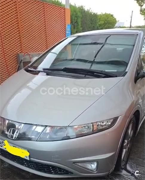 Usado Honda Civic Sport 140 CV (102 kW) 2006 Beige Berlina