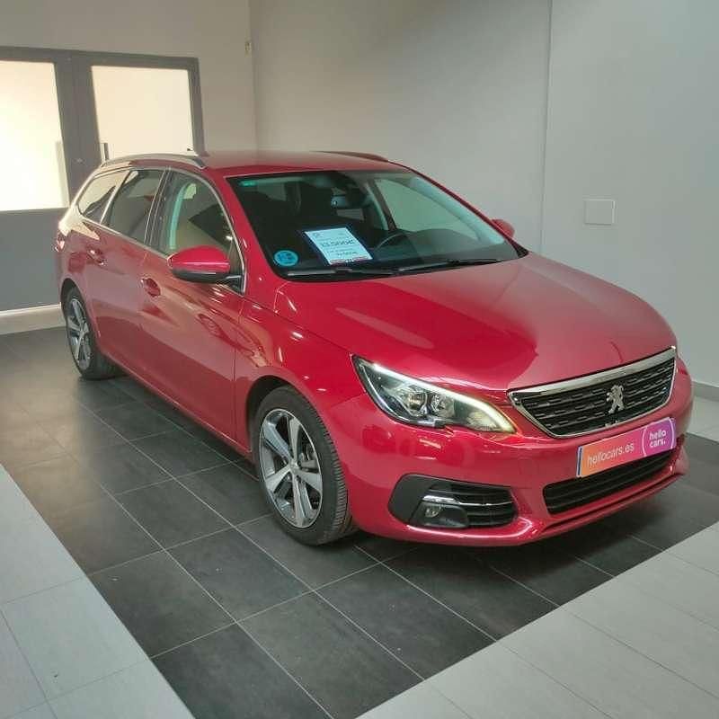 Usado Peugeot 308 SW Allure 131 CV (96 kW) 2019 Burdeos Familiar