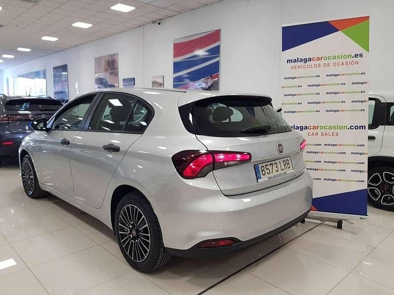 Usado Fiat Tipo 99 CV (72 kW) 2021 Plateado Utilitario