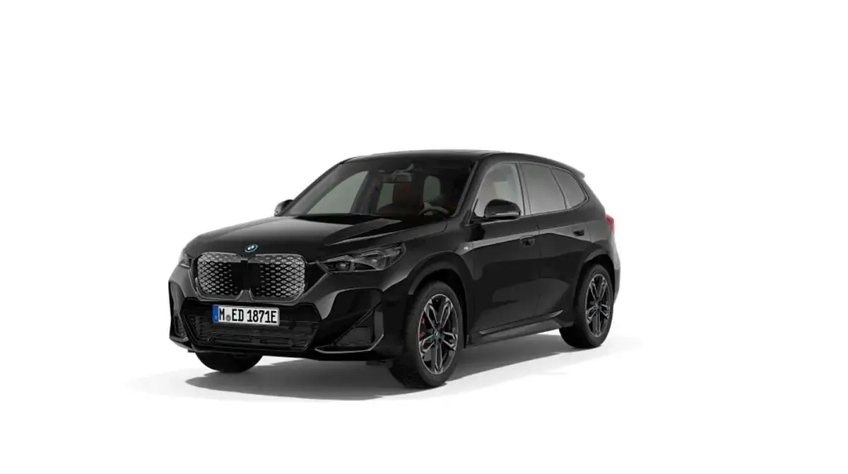 Usado BMW iX1 Comfort Edition 150 kW (204 CV) 2024 Negro SUV