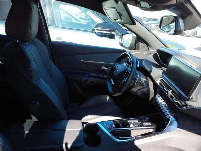 Usado Peugeot 3008 Allure 226 CV (166 kW) 2023 Negro SUV