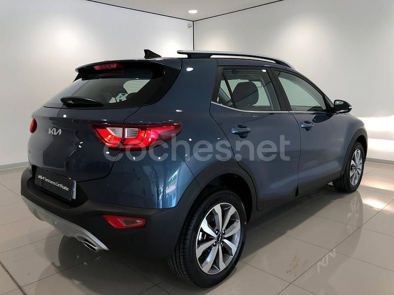 Nuevo Kia Stonic 100 CV (73 kW) 2025 Azul SUV