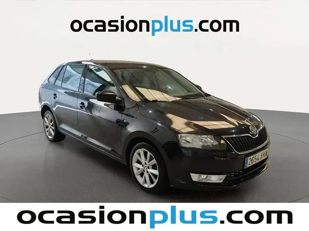 Usado Skoda Rapid Ambition 105 CV (77 kW) 2014 Negro Utilitario