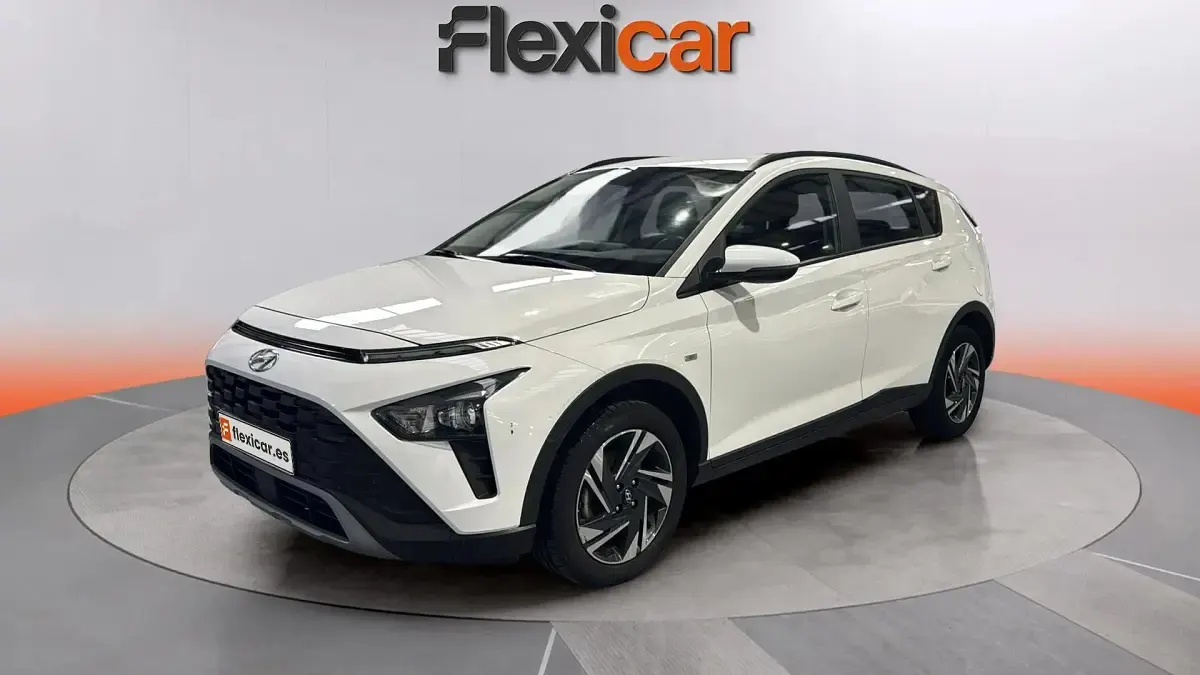 Usado Hyundai Bayon 101 CV (74 kW) 2023 Blanco SUV