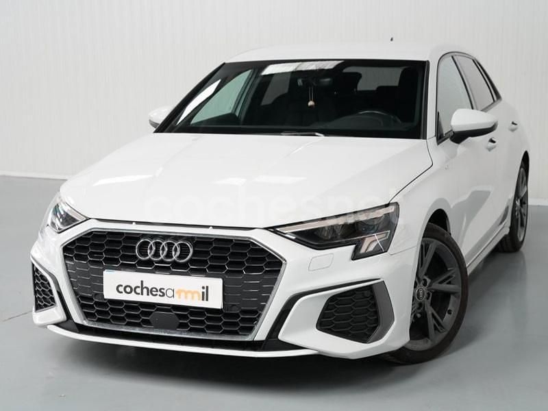 Blanco Usado 2022 Audi A3 Sportback Berlina | 29.990 € (Un poco caro) - Imagen 1/4