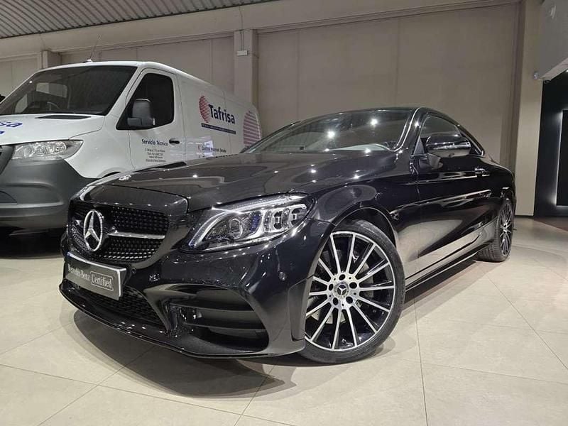 Usado Mercedes C300 245 CV (180 kW) 2019 Negro Coupe