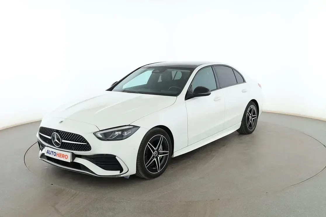 Usado Mercedes C220 AMG line 220 CV (161 kW) 2022 Berlina