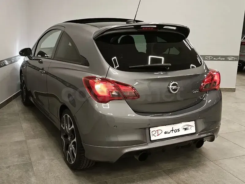 Usado Opel Corsa OPC 207 CV (152 kW) 2016 Gris / plata Utilitario