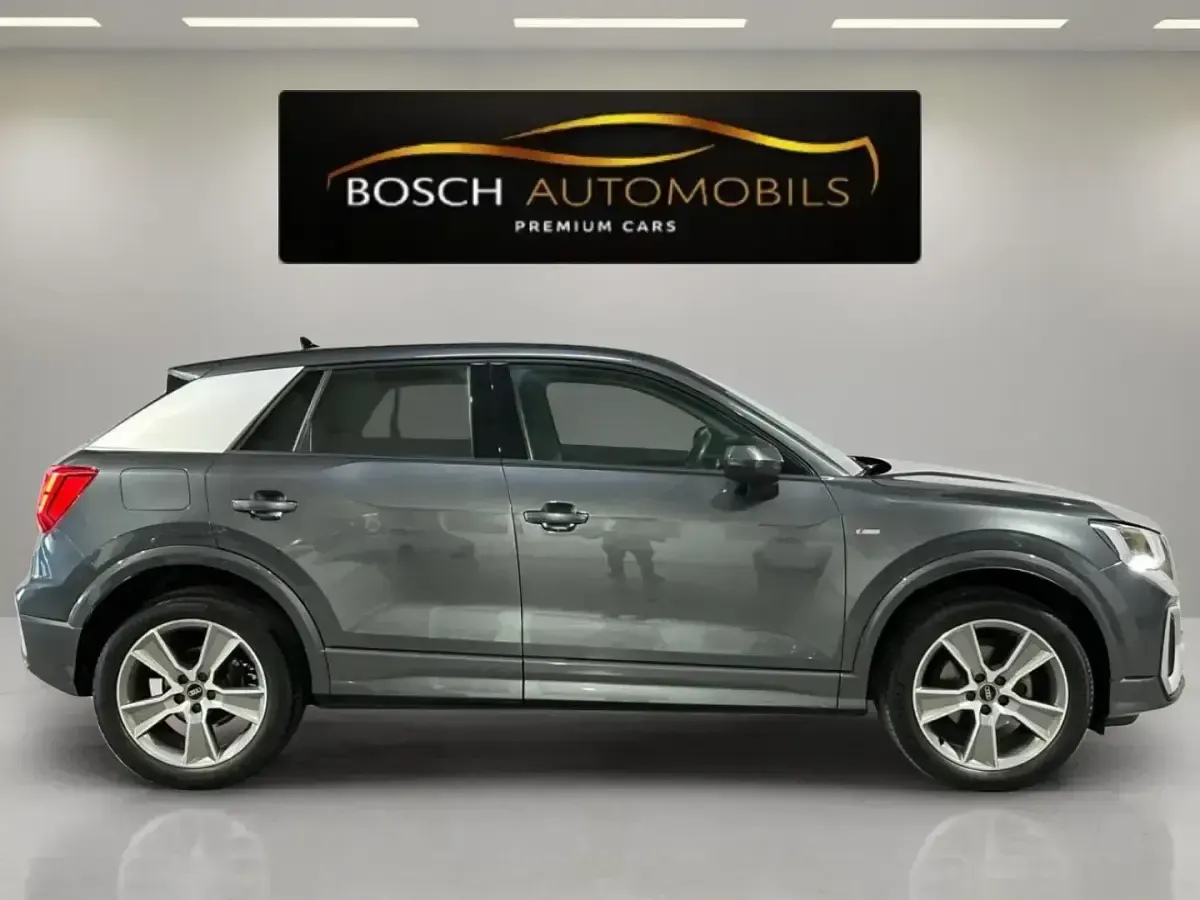 Usado Audi Q2 S-Line 110 CV (80 kW) 2021 Gris SUV