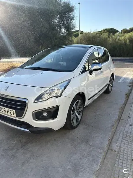 Usado Peugeot 3008 Allure 163 CV (119 kW) 2014 Blanco Familiar