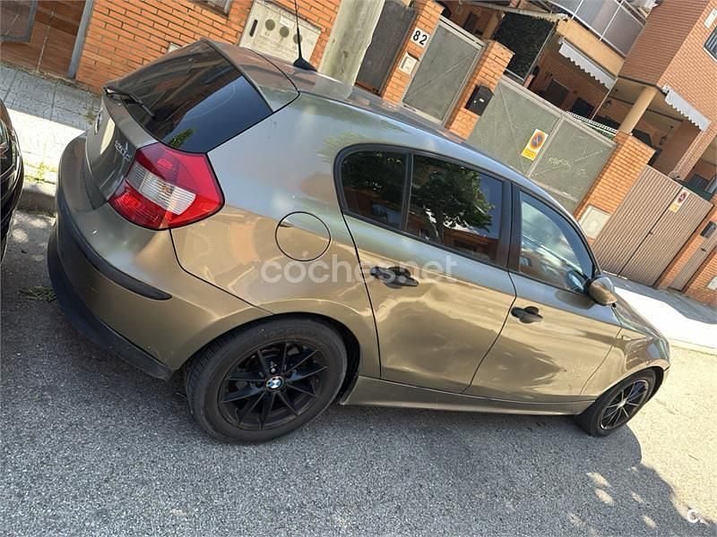 Usado BMW 116 115 CV (84 kW) 2006 Beige Utilitario