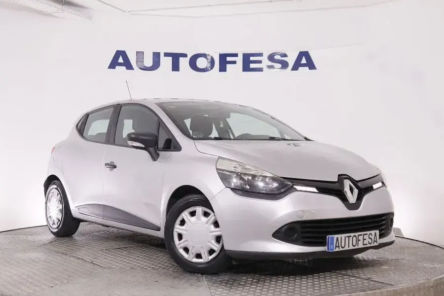 Usado Renault Clio 75 CV (55 kW) 2014 Plata