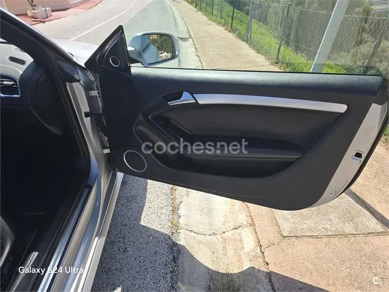 Usado Audi A5 Cabriolet 211 CV (155 kW) 2010 Gris / plata Descapotable