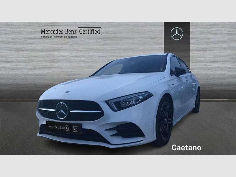 Usado Mercedes A180 Edition 116 CV (85 kW) 2022 Blanco Berlina
