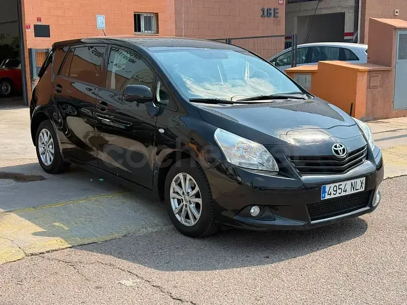 Usado Toyota Verso Multidrive S 147 CV (108 kW) 2011 Negro Monovolumen