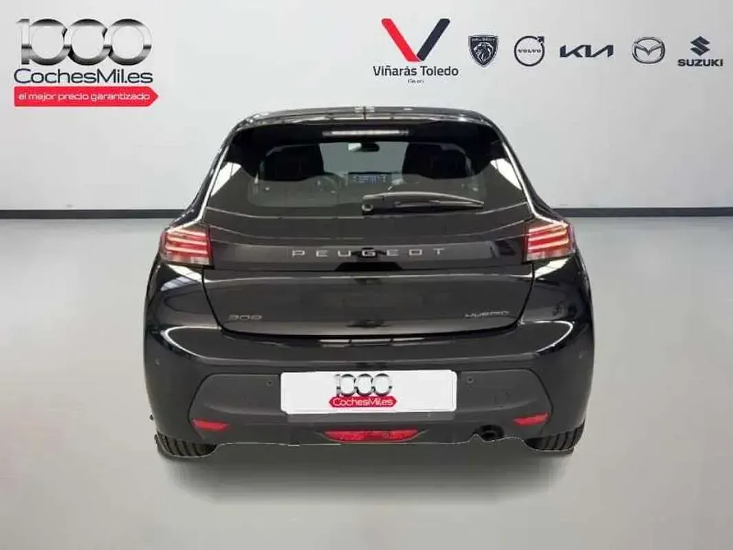 Usado Peugeot 208 Style 110 CV (80 kW) 2025 Negro Utilitario