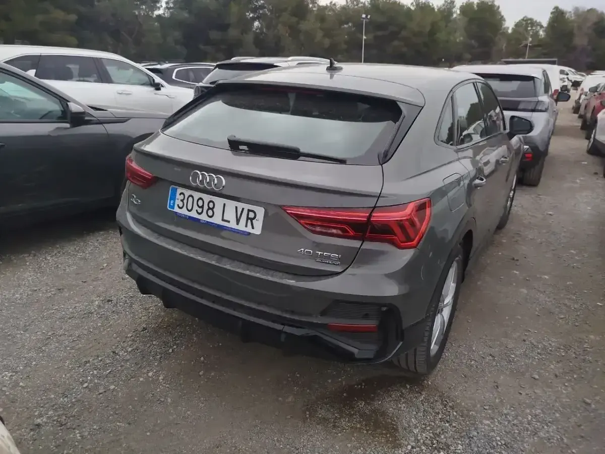 Usado Audi Q3 S-Line 190 CV (139 kW) 2021 Gris SUV
