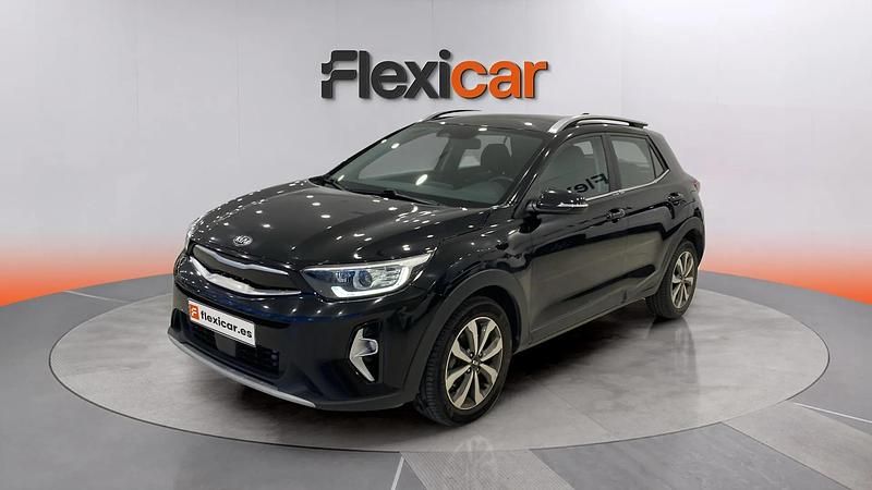 Usado Kia Stonic 101 CV (74 kW) 2021 Negro SUV