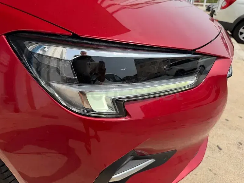 Usado Opel Insignia Business Elegance 122 CV (89 kW) 2021 Granate Familiar