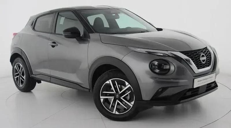 Usado Nissan Juke N-Connecta 114 CV (83 kW) 2025 Skyline grey  negro SUV