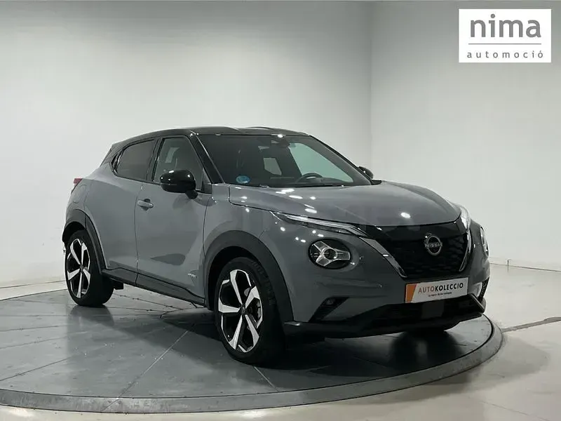 Usado Nissan Juke Tekna 143 CV (105 kW) 2023 Gris / plata SUV