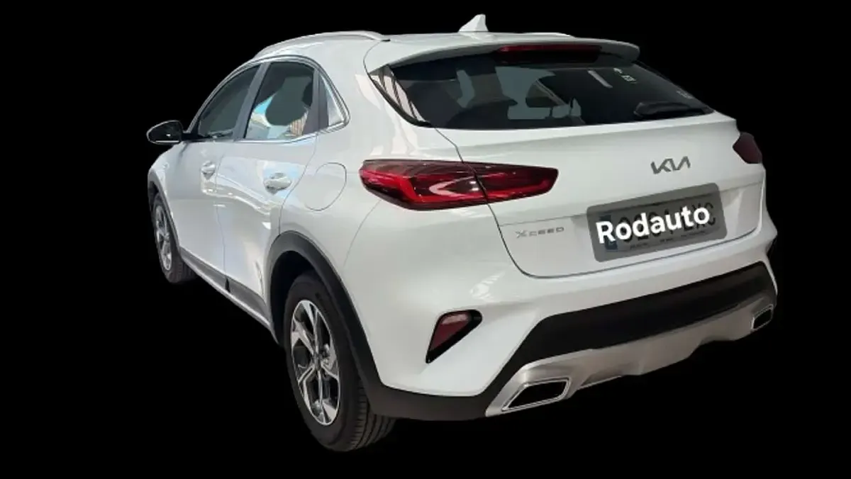 Usado Kia XCeed 120 CV (88 kW) 2022 Blanco SUV