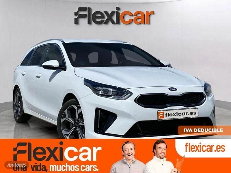 Blanco Usado 2021 Kia Ceed GT GT-Line Berlina | 16.290 € (Precio justo) - Imagen 1/4