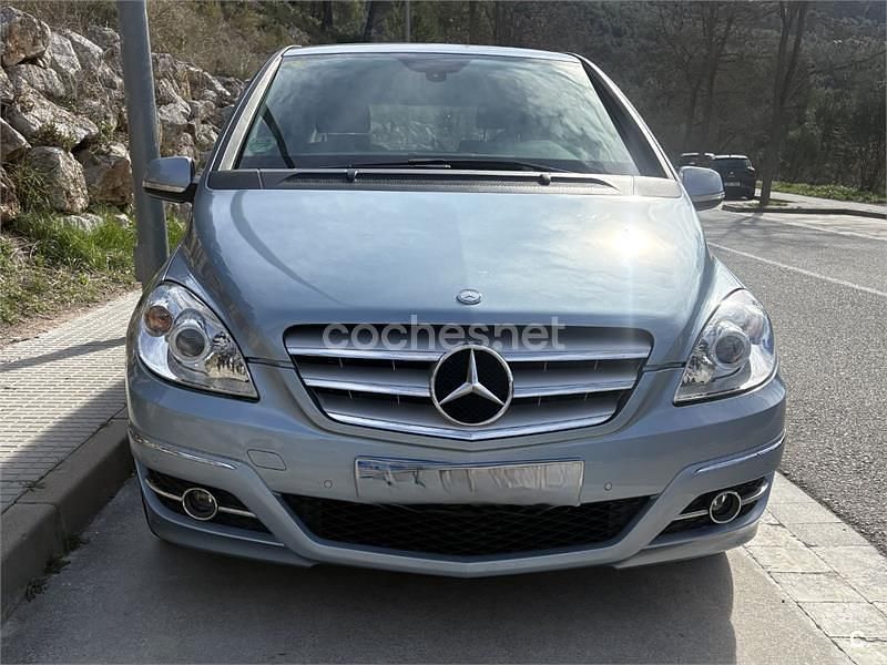 Usado Mercedes B200 136 CV (100 kW) 2009 Azul Monovolumen