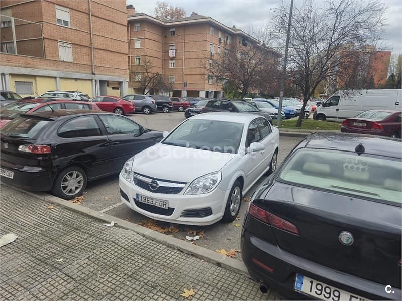 Negro Usado 2008 Opel Vectra Cosmo Berlina | 1495 € (Super precio) - Imagen 1/1