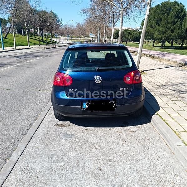 Usado VW Golf IV Highline 105 CV (77 kW) 2005 Azul Berlina