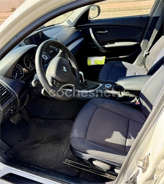 Usado BMW 118 143 CV (105 kW) 2010 Blanco Utilitario