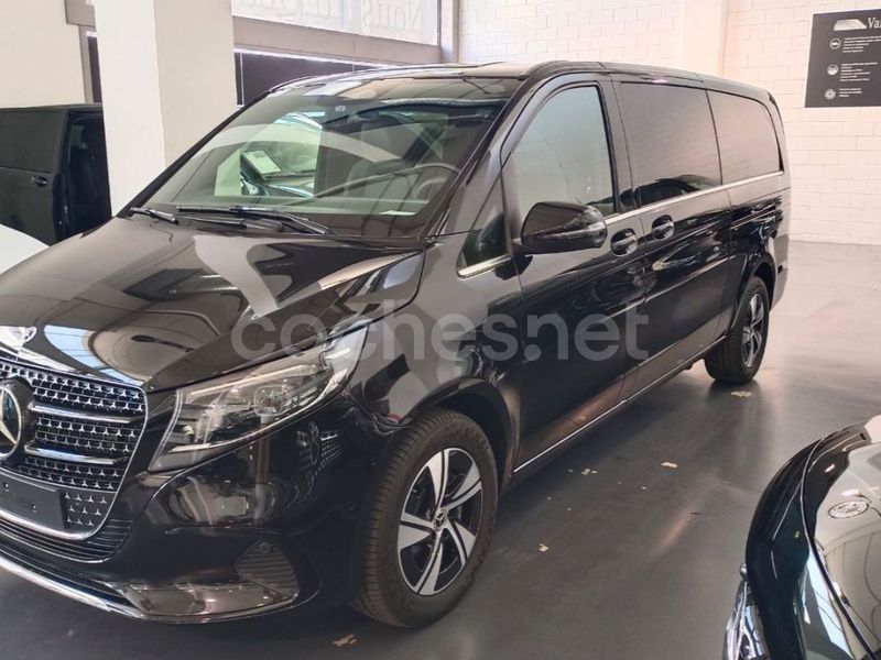Negro Nuevo 2025 Mercedes V220 Avantgarde Monovolumen | 81.000 € - Imagen 1/4