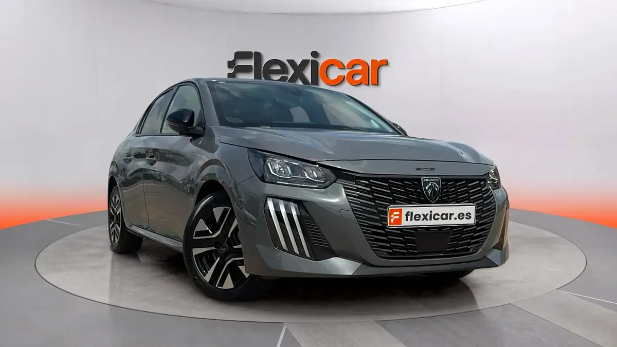Usado Peugeot 208 Allure 101 CV (74 kW) 2025 Utilitario
