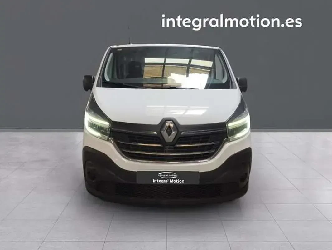 Usado Renault Trafic 170 CV (125 kW) 2022 Blanco Monovolumen