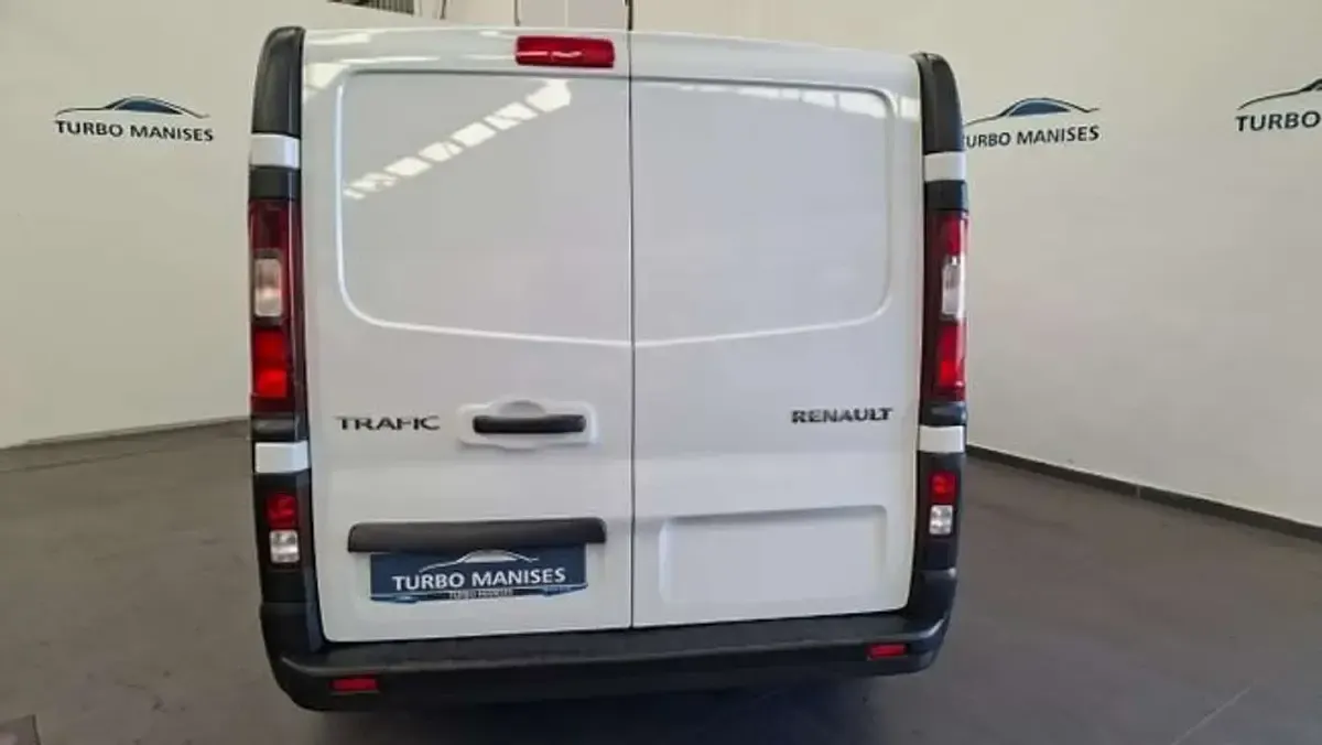 Usado Renault Traffic 145 CV (106 kW) 2021 Blanco Van