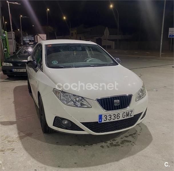 Usado Seat Ibiza SC Style 85 CV (62 kW) 2009 Blanco Utilitario