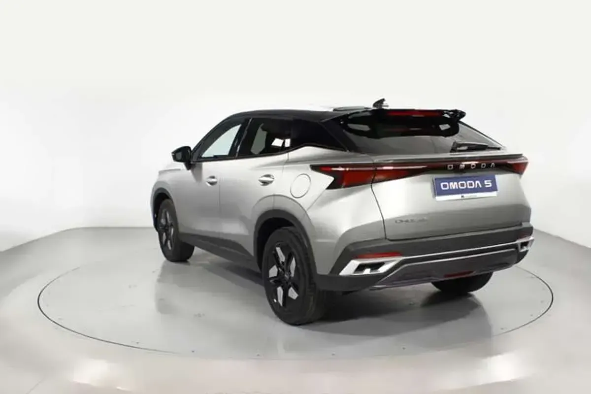Usado Omoda 5 147 CV (108 kW) 2025 Gris SUV
