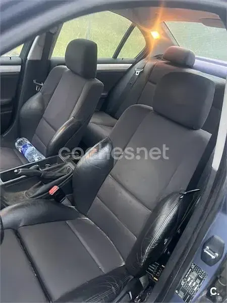Usado BMW 316 105 CV (77 kW) 2000 Azul Berlina