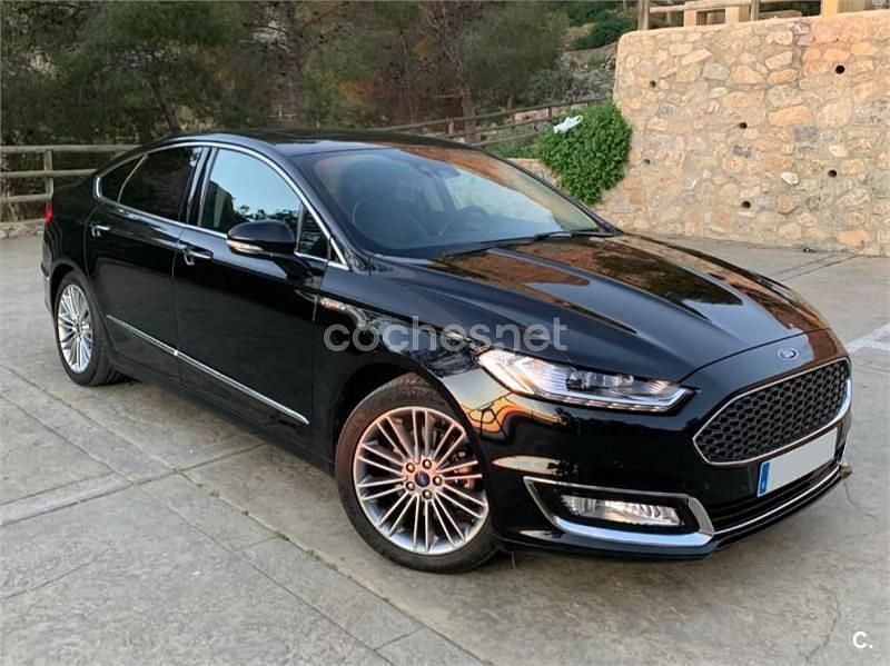 Usado Ford Mondeo Vignale 187 CV (137 kW) 2020 Negro Berlina