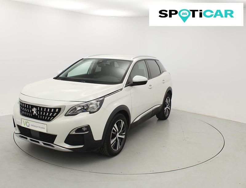 Usado Peugeot 3008 Allure 131 CV (96 kW) 2019 Sin especificar SUV