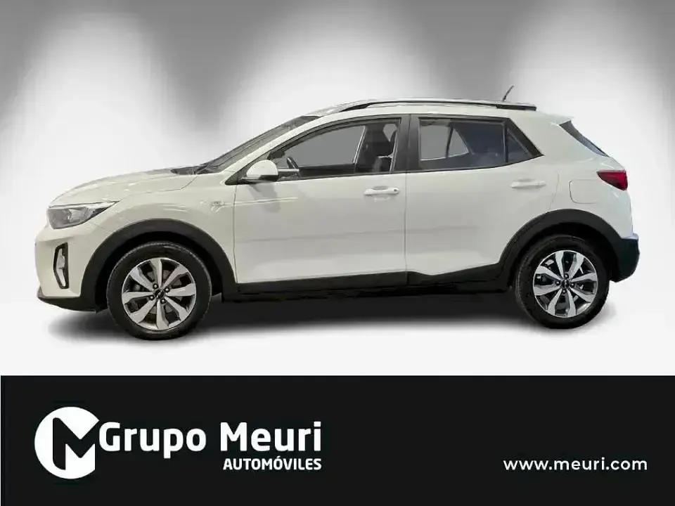 Usado Kia Stonic 100 CV (73 kW) 2023 Blanco SUV