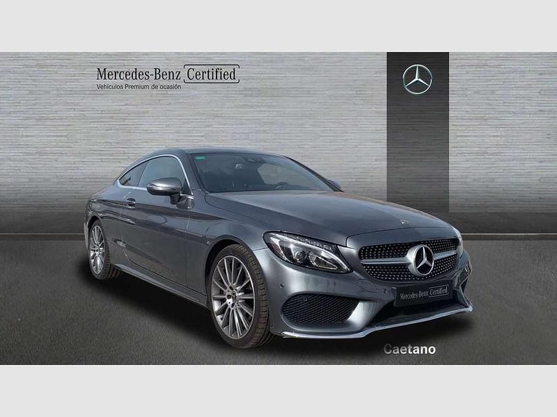Usado Mercedes C220 170 HP (125 kW) 2018 Cinzento Coupé